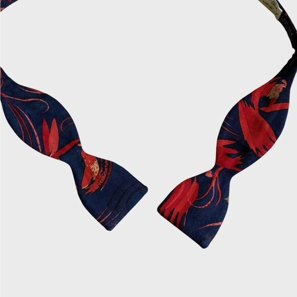 VTG Georgina Von Etzdorf Bird Floral Silk Self Tie Bow Tie Navy Red England RARE - Picture 9 of 16